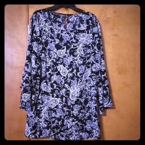 New directions black and white top